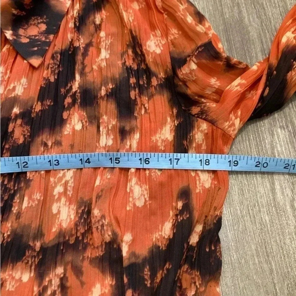 Urban Outfitters Semi Sheer Long Sleeve Top Flared Sleeves Casual Retro Frunky M - Picture 9 of 10